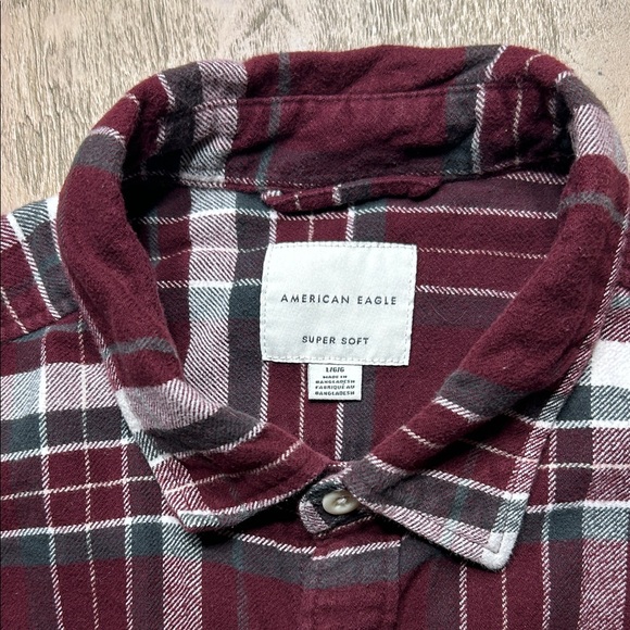 American Eagle Maroon Plaid Flannel Shirt - Picture 2 of 5